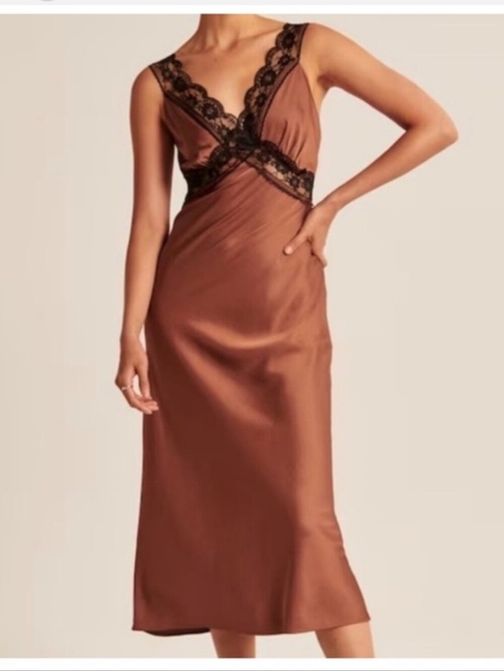 BRONZE SATIN DRESS WITH BLACK LACE